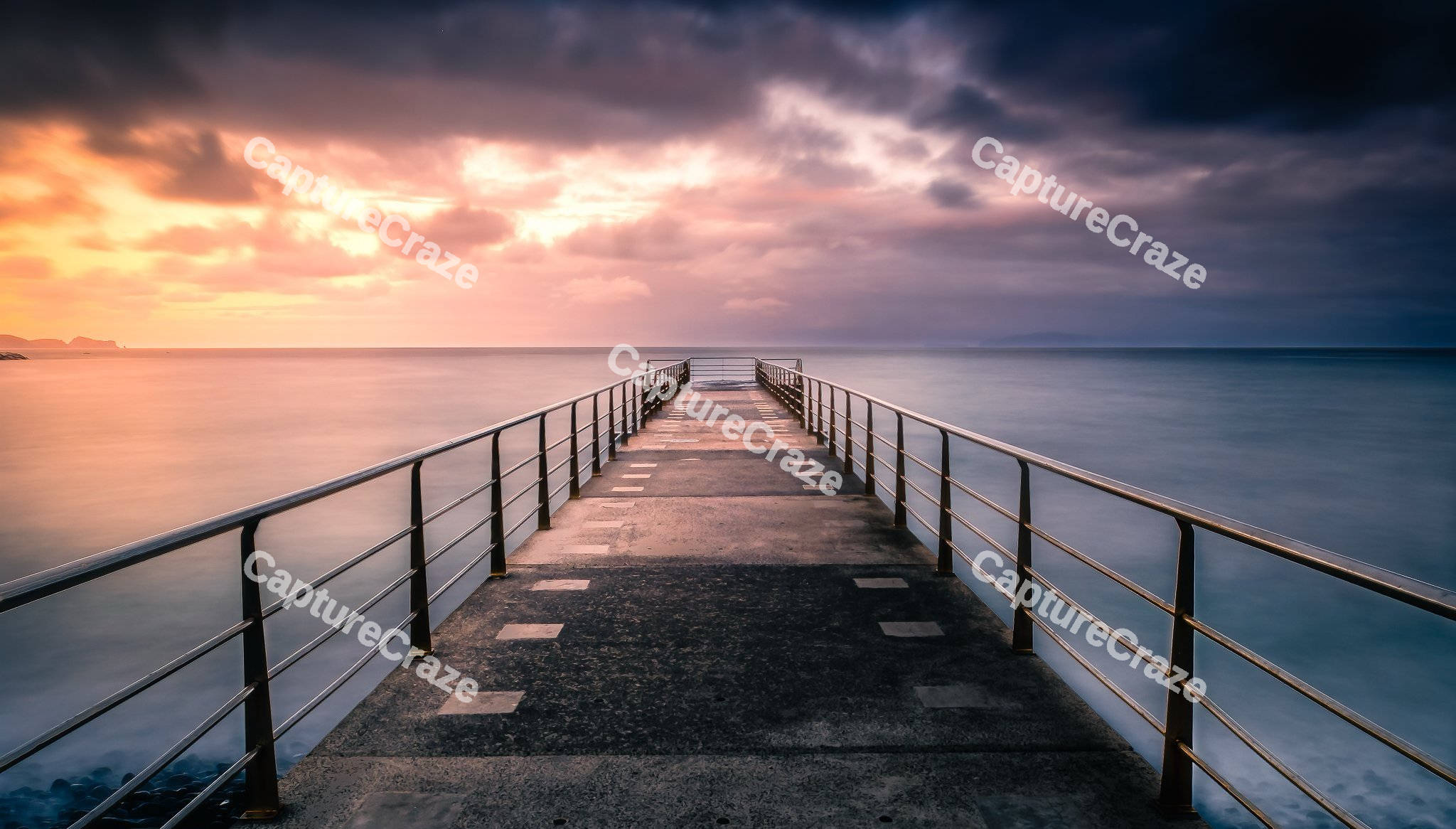 Madalena Do Mar Pier